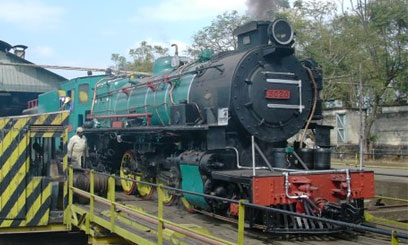 Vintage train ride on this Sunday