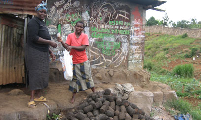 Kibera women produce cheaper, cleaner fuel