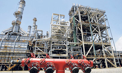 Last-ditch talks to avert Nigerian oil production shut down