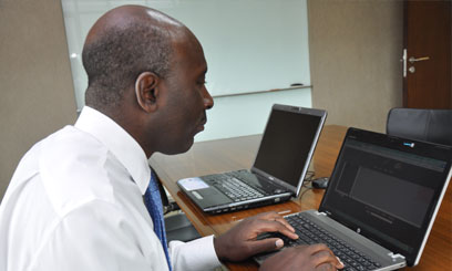 Bank CEOs gear up for live web chats