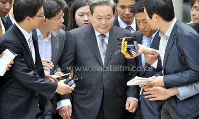 Samsung Electronics chair demands siblings to hand over billions