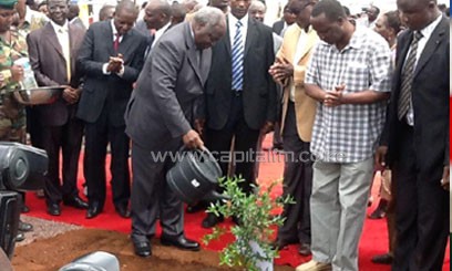 President Kibaki launches upgrading of Isiolo Airport