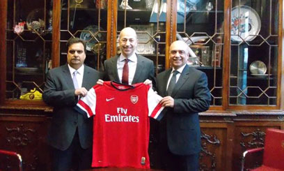 Imperial Bank debit card taps Arsenal fans