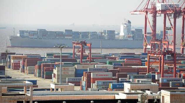 China trade surplus rebounds in January