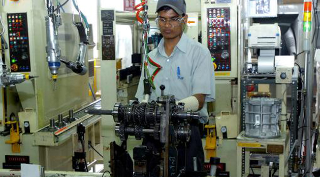 Toyota Kenya, CFAO Motors train refugees on mechanic skills