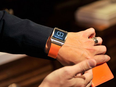 Global smartwatch sales fall for first time