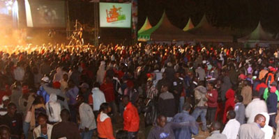 MERU-LIVE-CROWD_small
