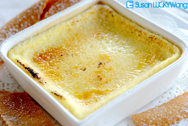 Mediterraneo Gigiri restaurant in Nairobi photographed by Susan Wong 2012 - creme brulee
