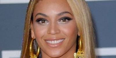 BEYONCE-SMILE