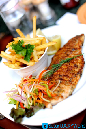 Tilapia Pili Pili at Thorn Tree Cafe in Nairobi, Kenya photographed by Susan Wong 2012