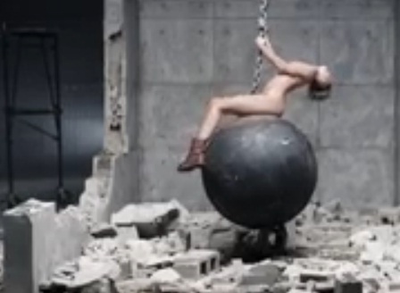 miley cyrus naked