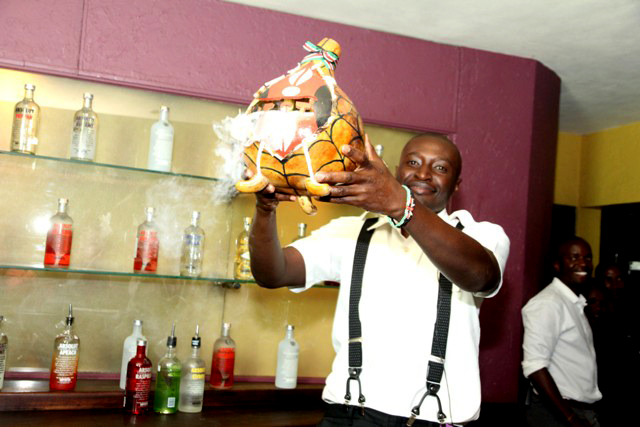 Kingkline Ojal presents his winning cocktail - ABSOLUT Misty Web