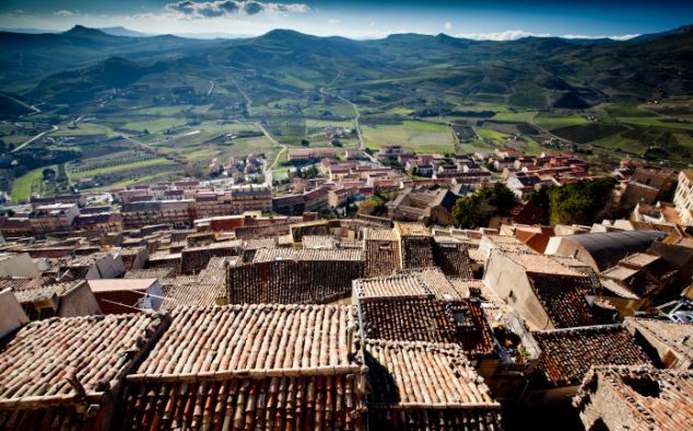 Sicilian hilltop houses