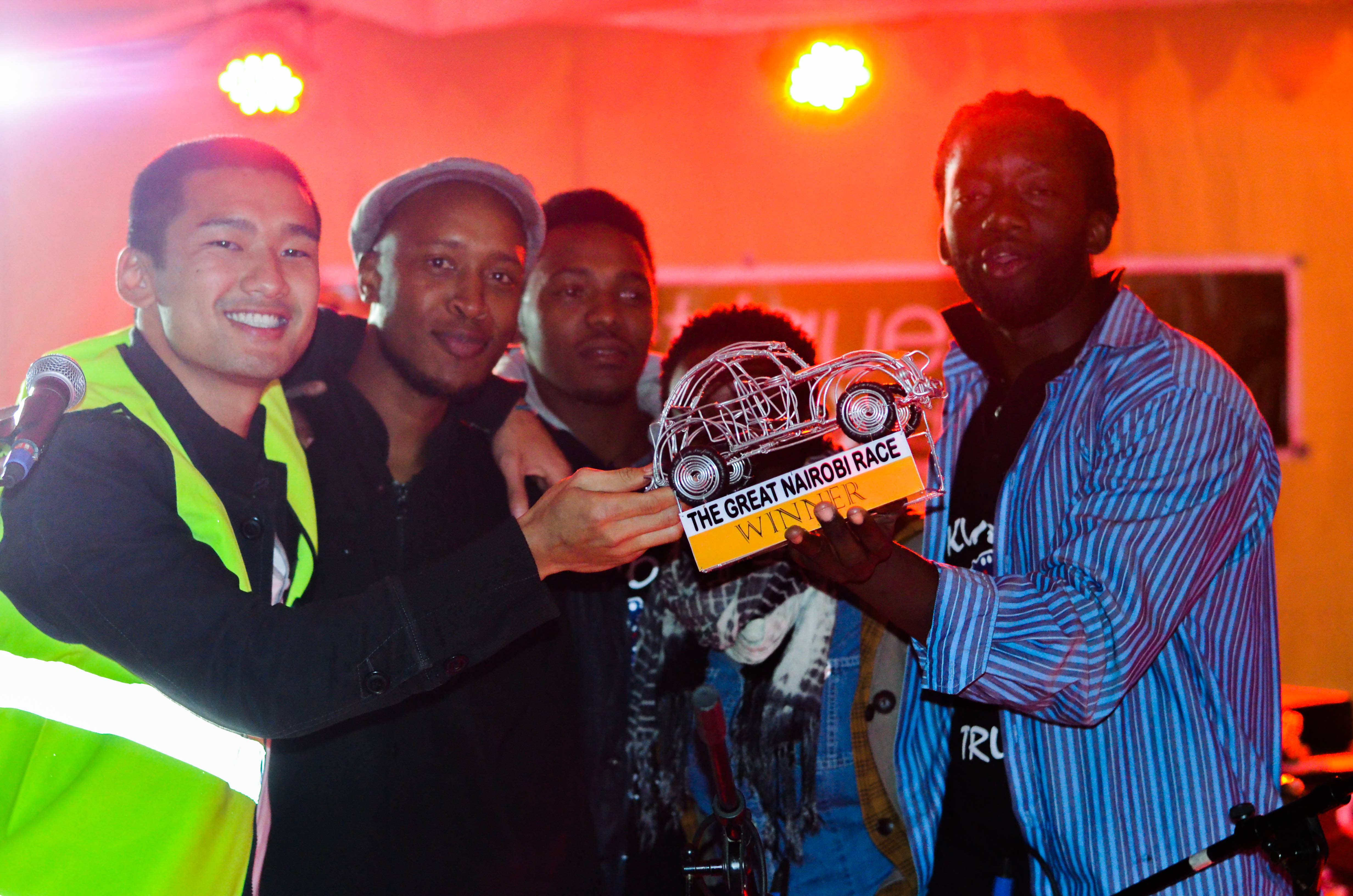 Team Basquiat trophy shot with the MD for Easy Taxi Peng chen