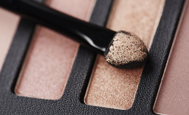 Eye shadows