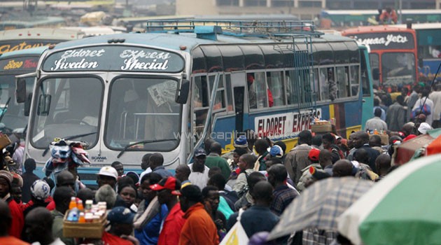 Commuters wait to board buses in Nairobi/XINHUA-File
