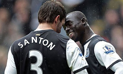 Newcastle turn heat on Spurs in top four battle