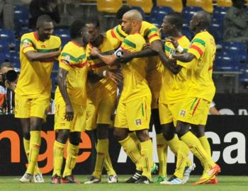 Suspended Kenya PSs back to work