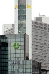 Allianz in talks to sell Dresdner Bank