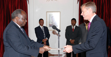 Meltdown calls for unity, says Kibaki
