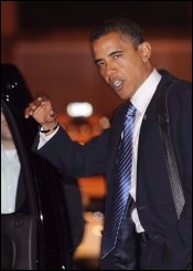 Obama discusses finance crisis with world leaders