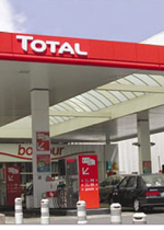 Total oil group reports record French profits