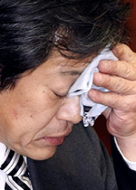Japan s minister allegedly drunk at a meeting