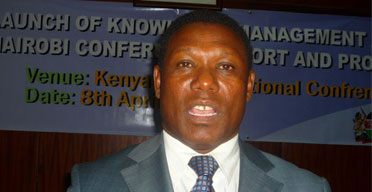 Govt economist faults staff layoffs