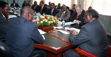 Kibaki assures private sector of Govt assistance