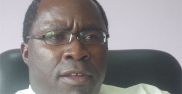 Expert calls for review of insurance policy