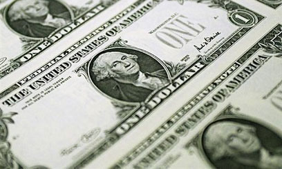 Yen strikes four month dollar high in volatile trade
