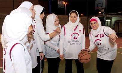 Saudi women brave clerics with ball games