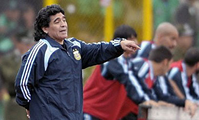 Maradona eyes Pompey role