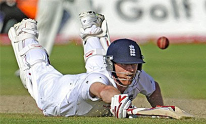 England salvage dramatic Ashes draw