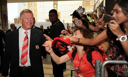 Man Utd cancel trip after blasts