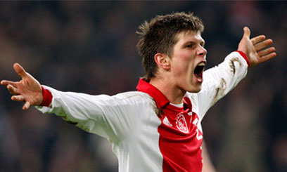 Tottenham eye Huntelaar