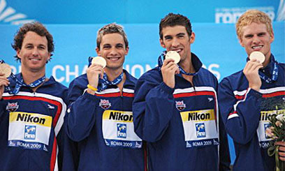 Five-star Phelps ends on golden note