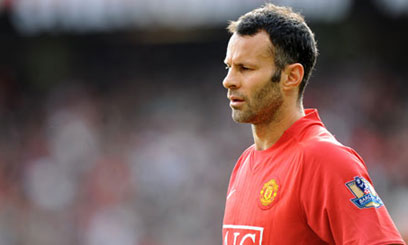 Giggs puts Bayern on alert