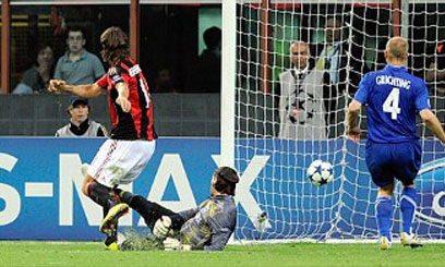 Ibrahimovic spoils Oliech's party