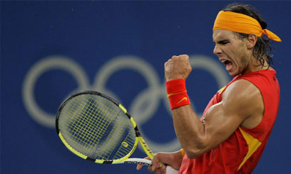 Nadal digs deep to subdue Roddick