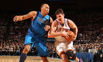 Mavericks waltz over Knicks