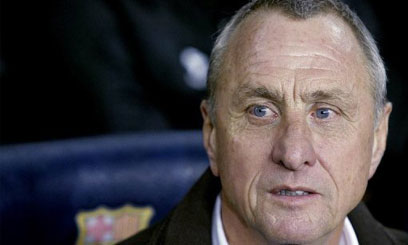 Ajax directors step down after Cruyff bust up