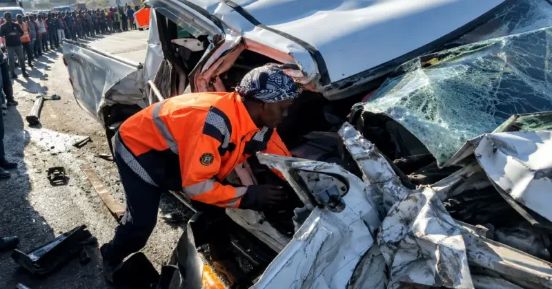 Senior DCI officer killed in 9-vehicle crash at Karai on Nairobi-Nakuru highway