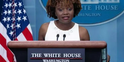 White House teleprompter operator accused of making $100k from Trump speech bets
