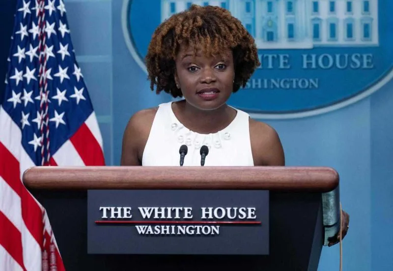 White House teleprompter operator accused of making $100k from Trump speech bets