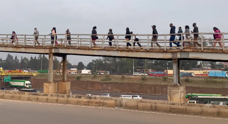 22 pedestrians arraigned in Nairobi over illegal Thika Road crossings