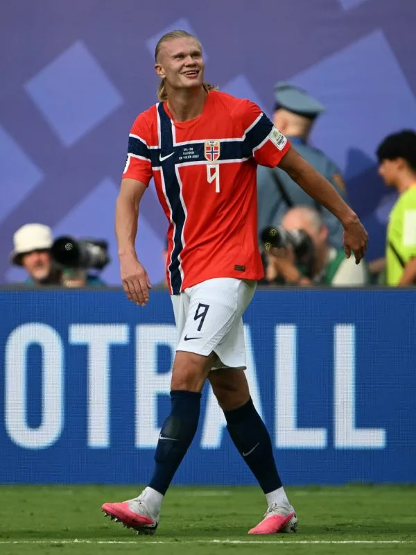 Haaland double downs World Cup record champions Brazil as Norway progress to quarters