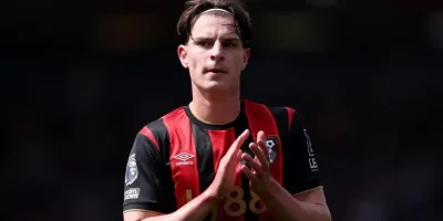 Midfielder Scott Rejects Bournemouth New Contract