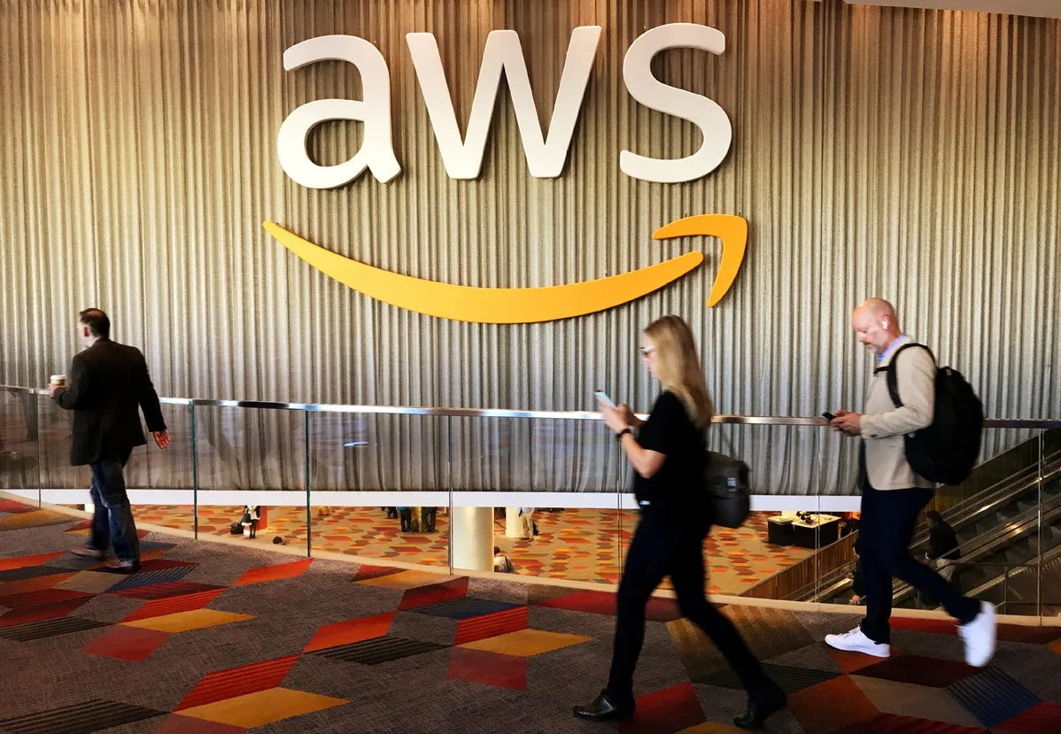 AWS to spend $1bn putting AI engineers inside customer teams