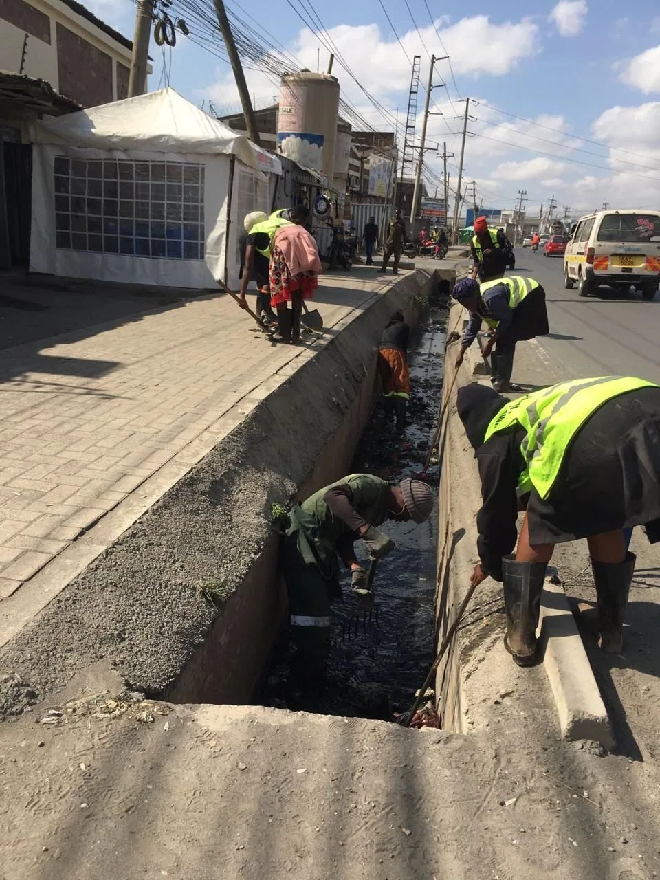 Nairobi county races to clear  drains ahead of anticipated El Niño rains